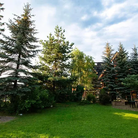 Spacious Tatra Retreat For Families & Groups Of Friends *